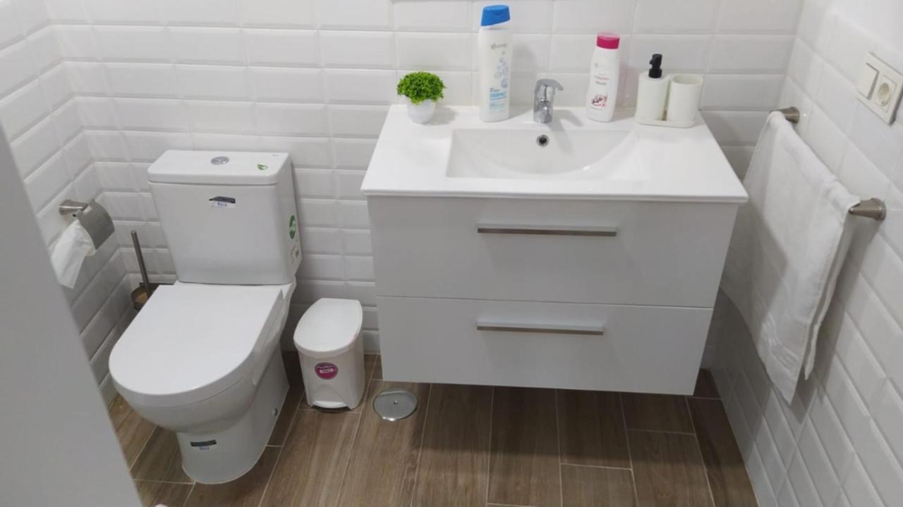 Apartamentos Marmoles Centro Málaga Eksteriør billede